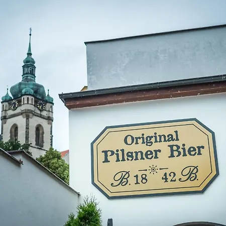 Han/Misafirhane Dobry Kanec - *