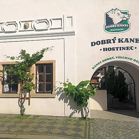 Herberg Dobry Kanec - *