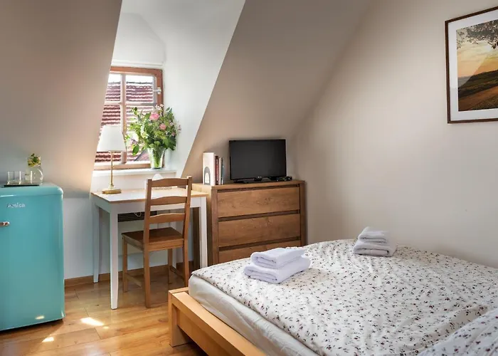 Dobry Kanec - Han/Misafirhane