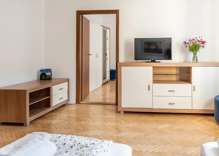 Dobry Kanec - * Mělník